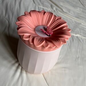 Pink Floral Silicone Ice Mold Wine Chiller
